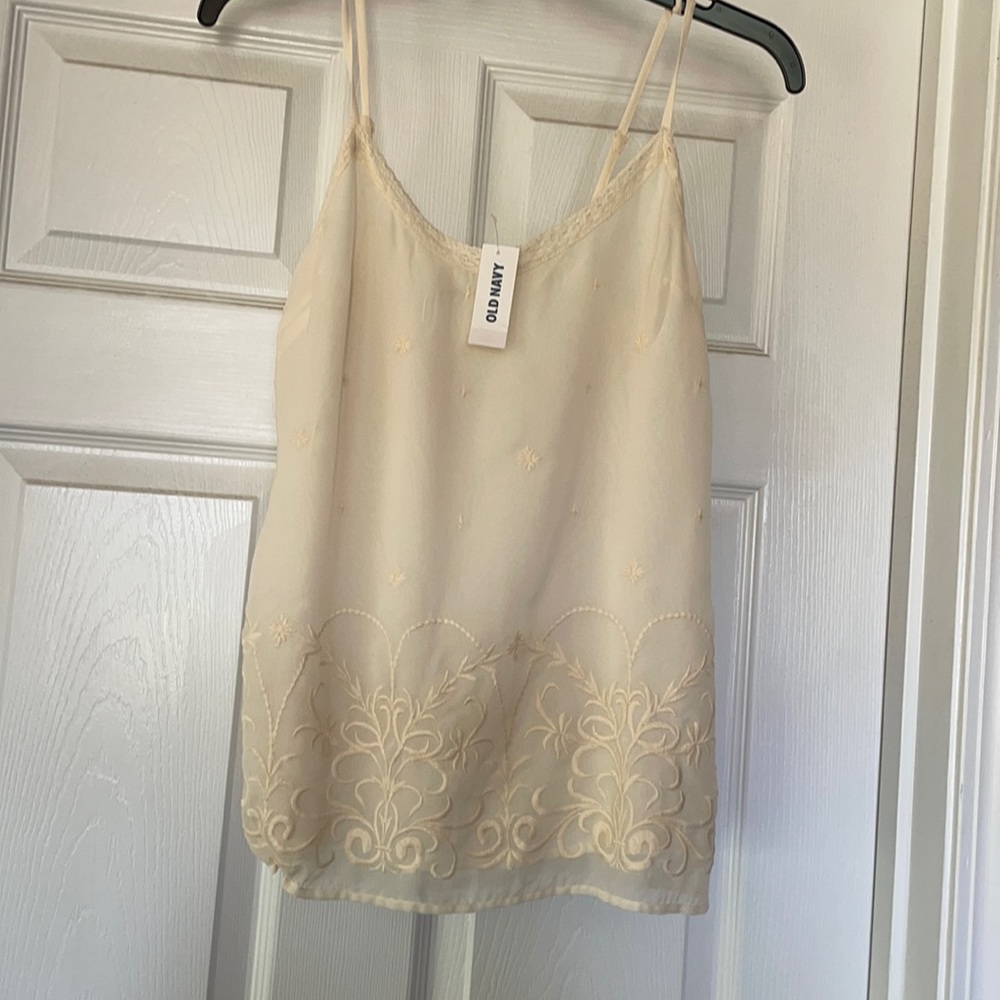 Old Navy camisole top, cream color, XS, NWT.  Great with blazer.